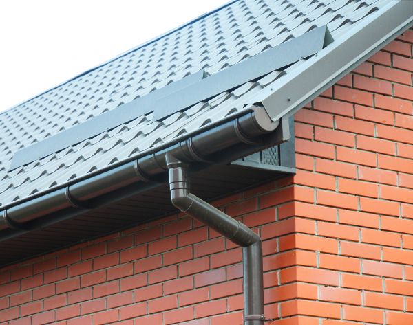 Cost of Roof Downspout Replacement in Elk Grove
